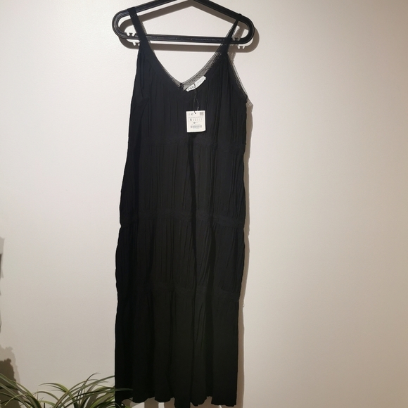 Zara oversized black lace detail maxi dress - Picture 5 of 6